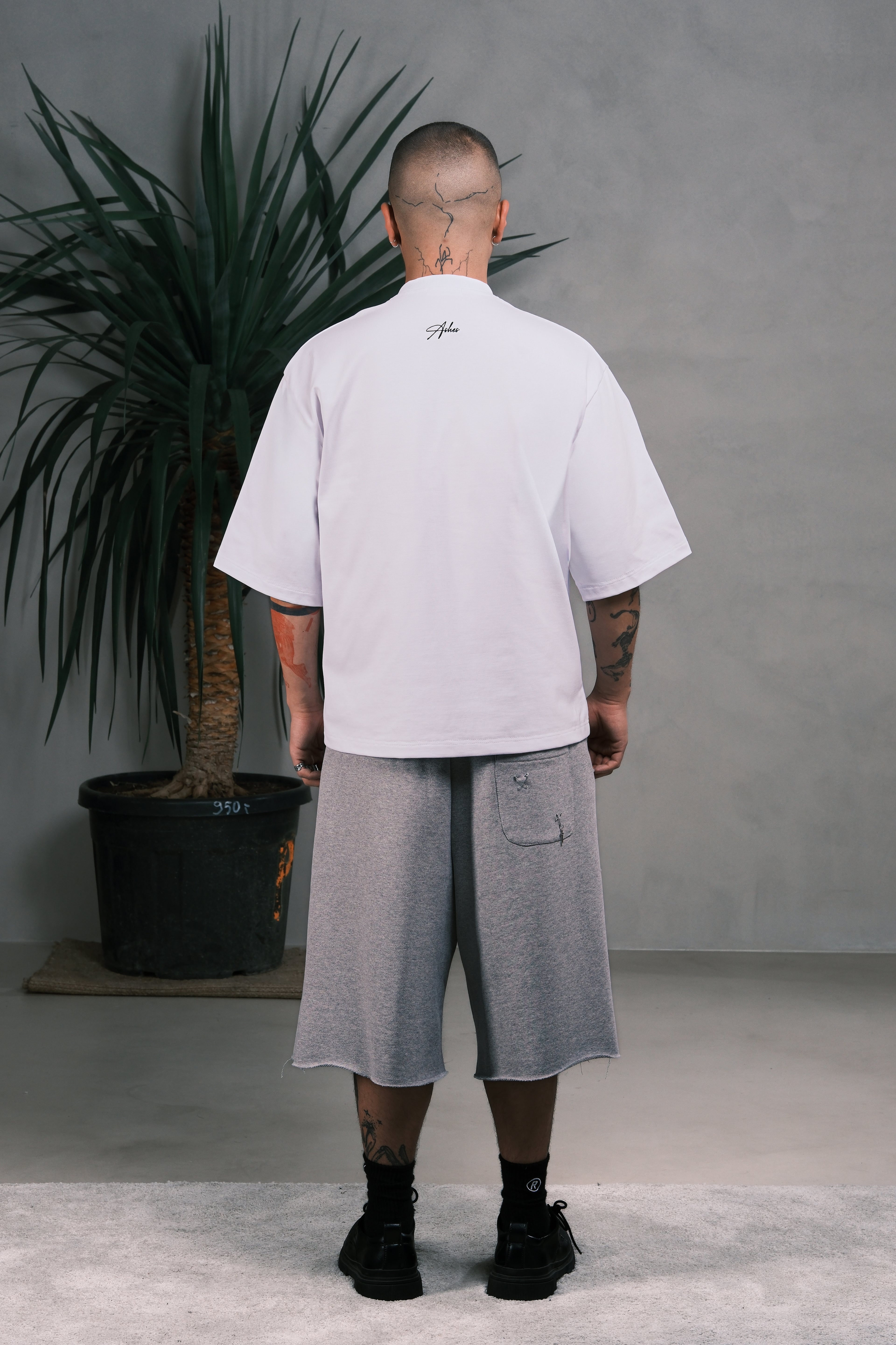 CORRUPTED TEE
