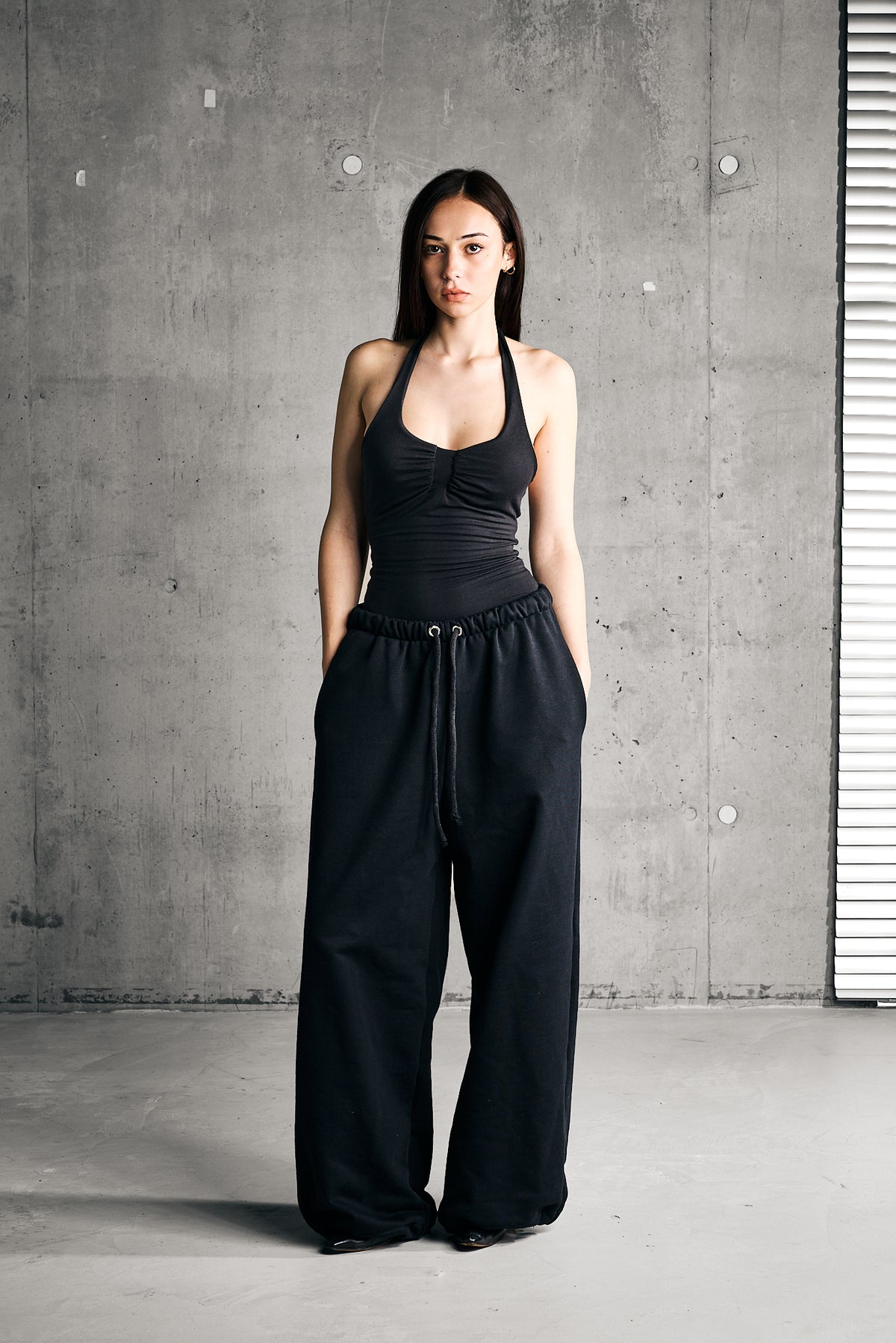 SOFT HALTER BODY — BLACK