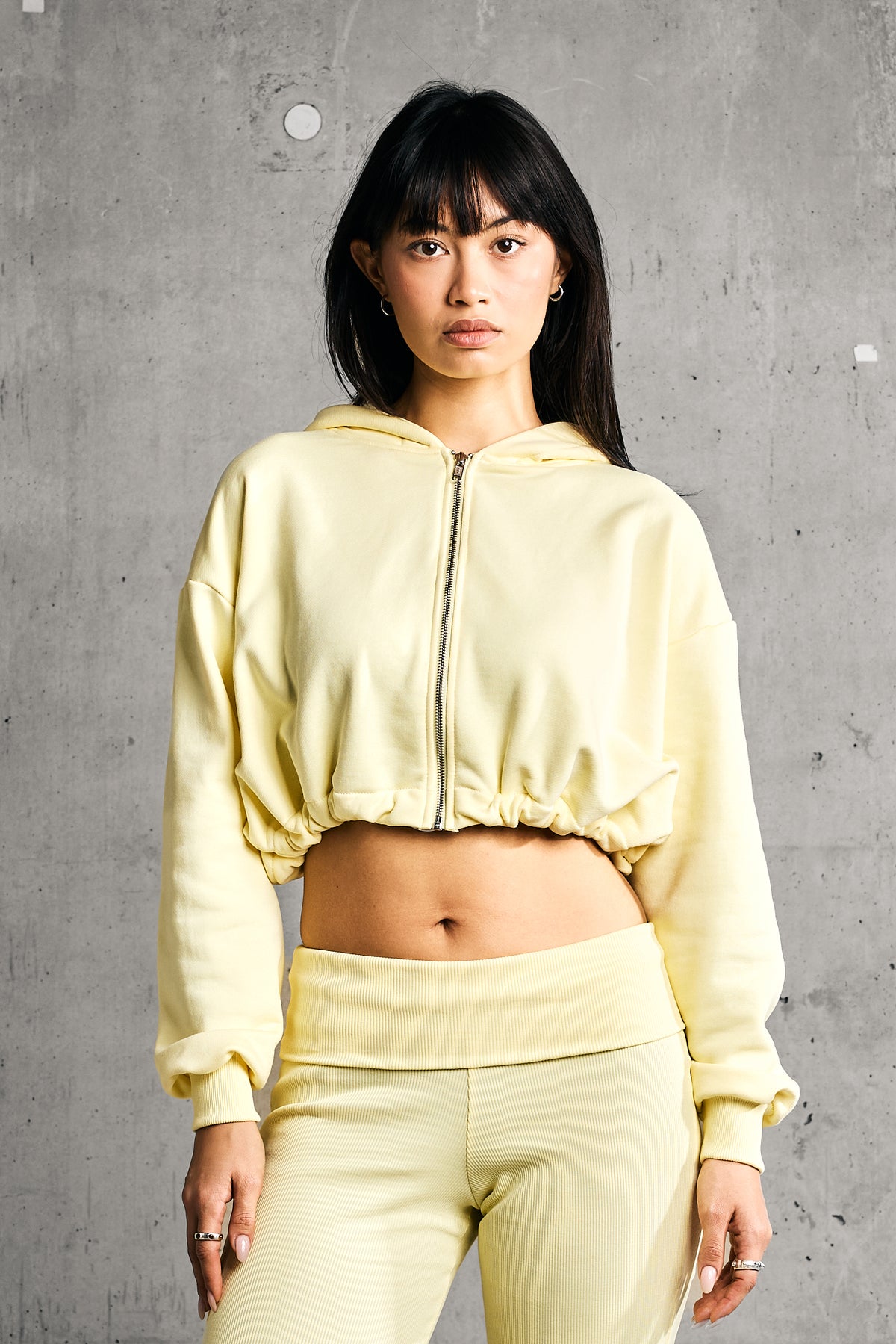 FORM ZIP — BUTTER YELLOW
