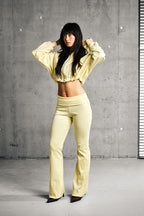 FORM FLARES — BUTTER YELLOW