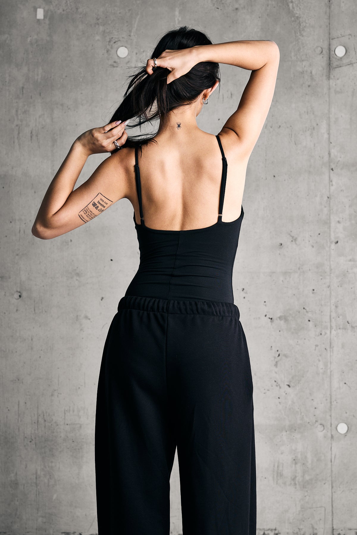 SOFT CAMI BODY — BLACK