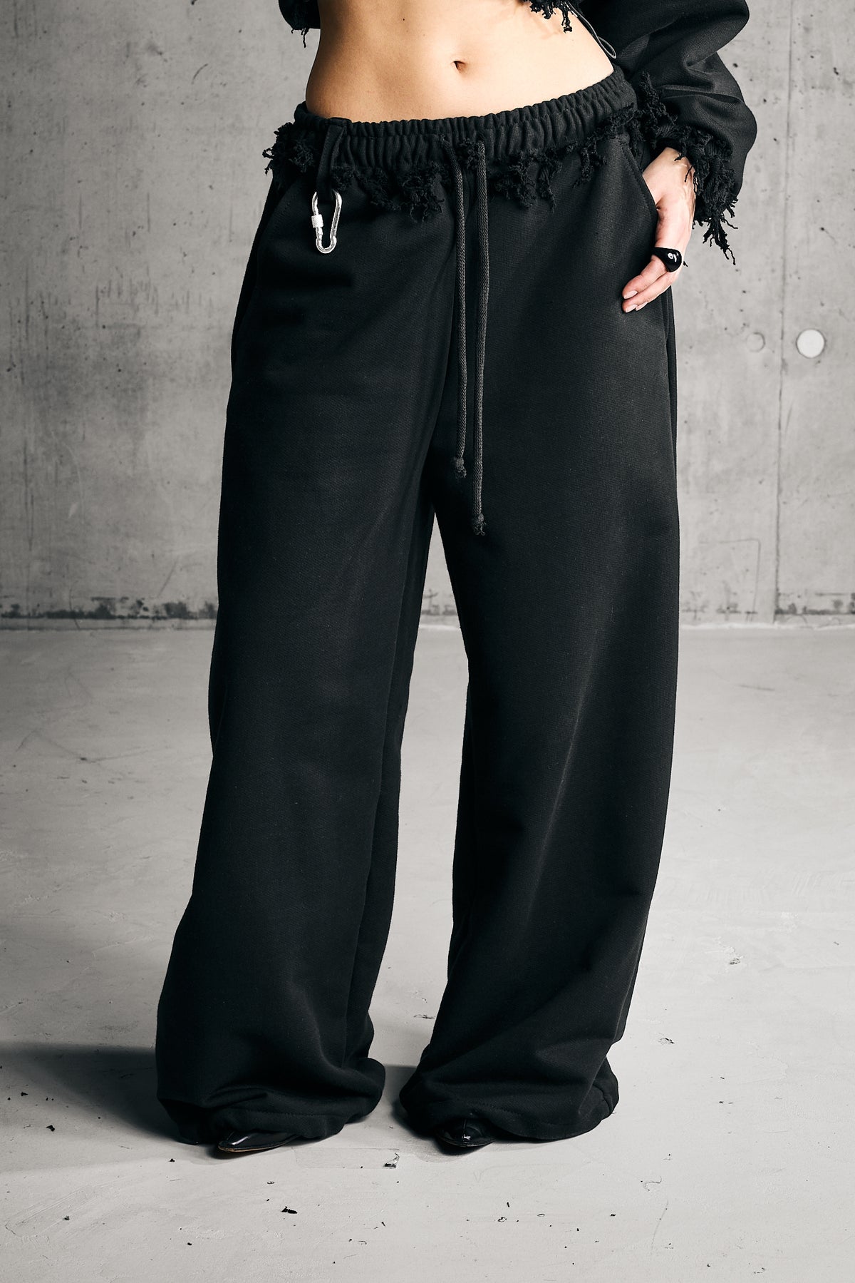 SCORCH II PANTS — BLACK