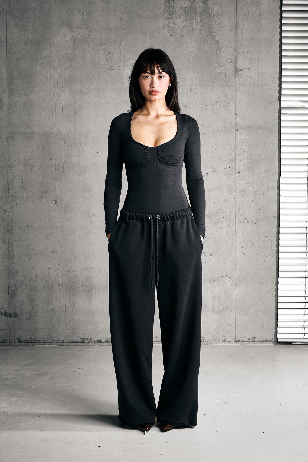 SOFT LONGSLEEVE BODY — BLACK