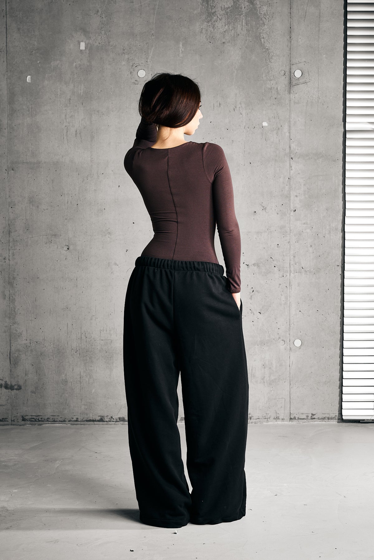 SOFT LONGSLEEVE BODY — CHOCOLATE