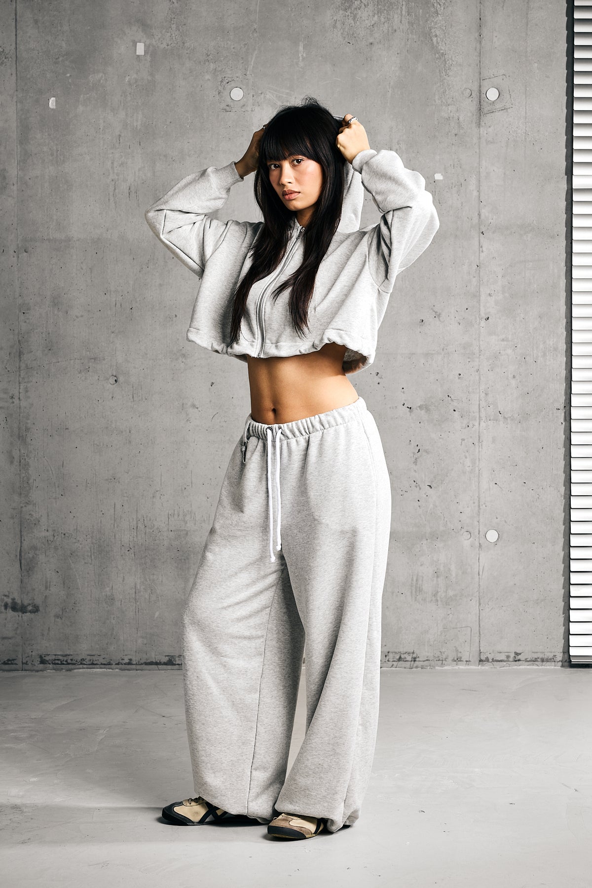 FORM SWEATPANTS — GREY MELANGE