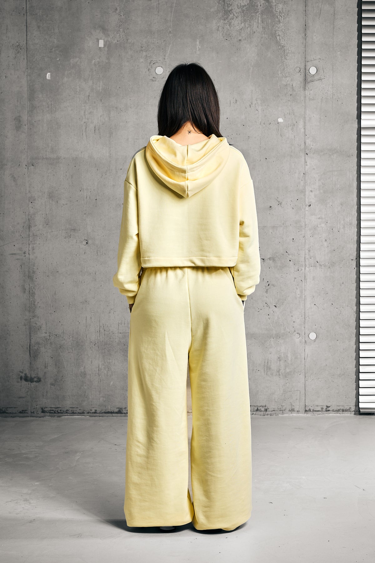 FORM ZIP — BUTTER YELLOW