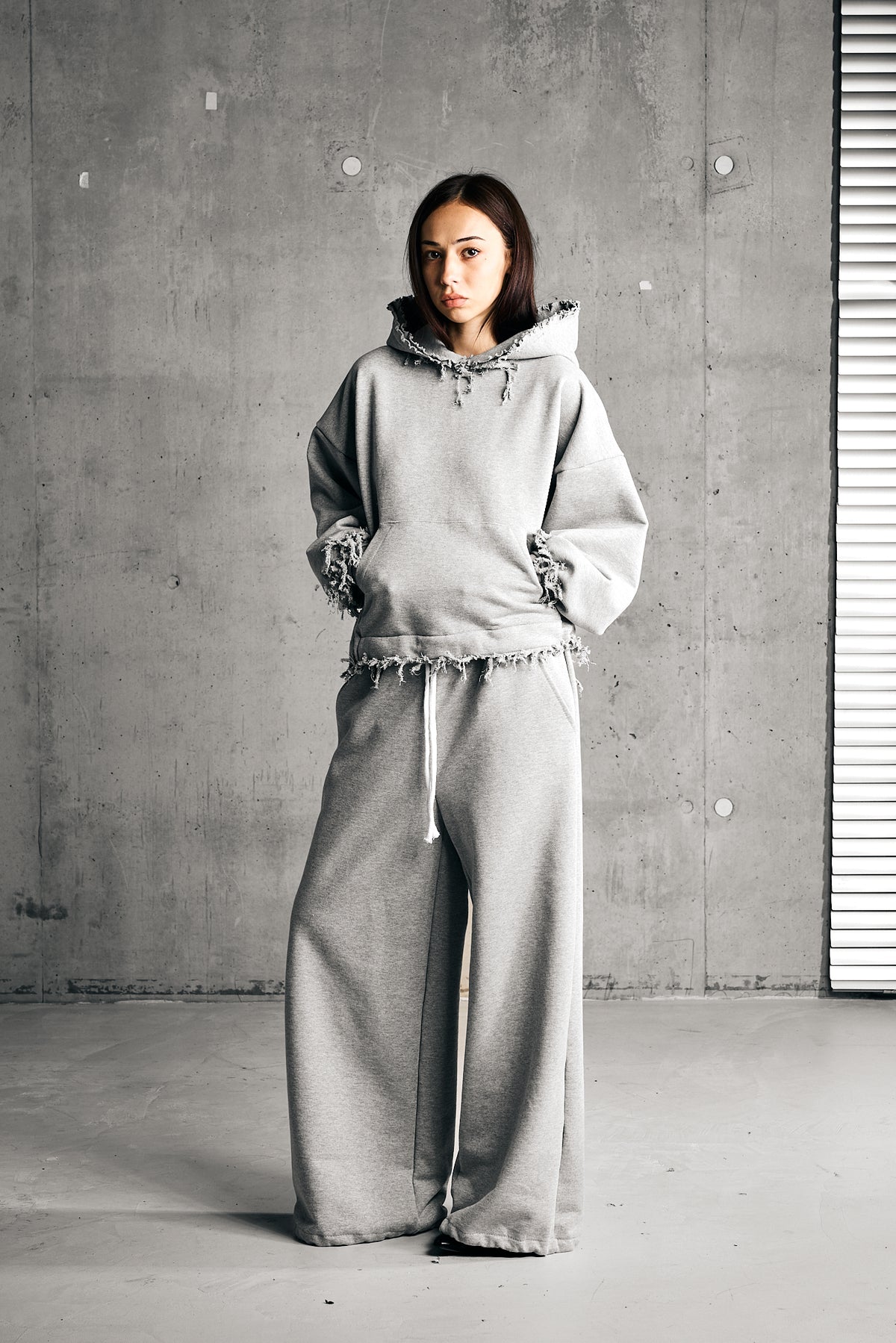 TRACE II HOODIE — GREY MELANGE