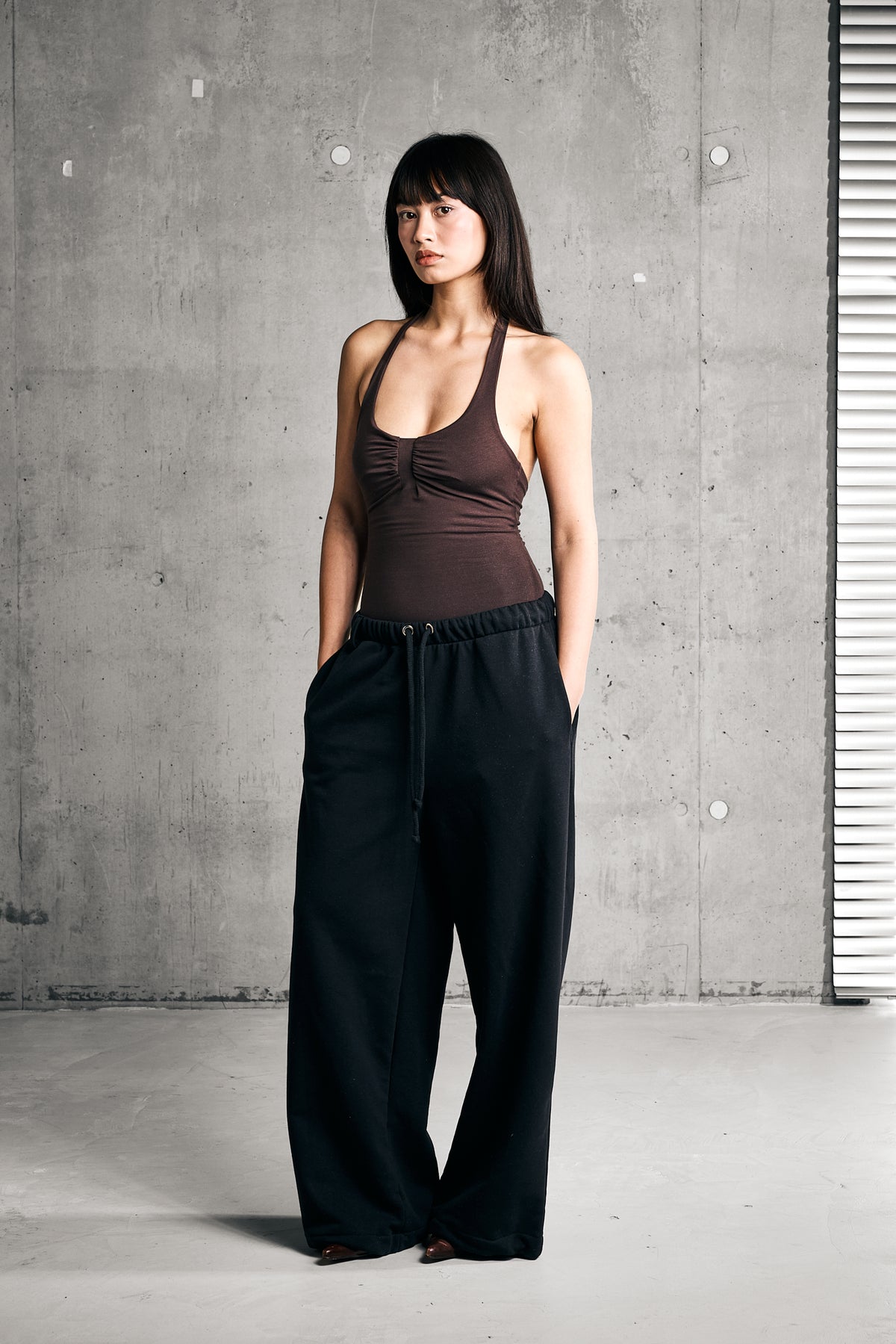 SOFT HALTER BODY — CHOCOLATE