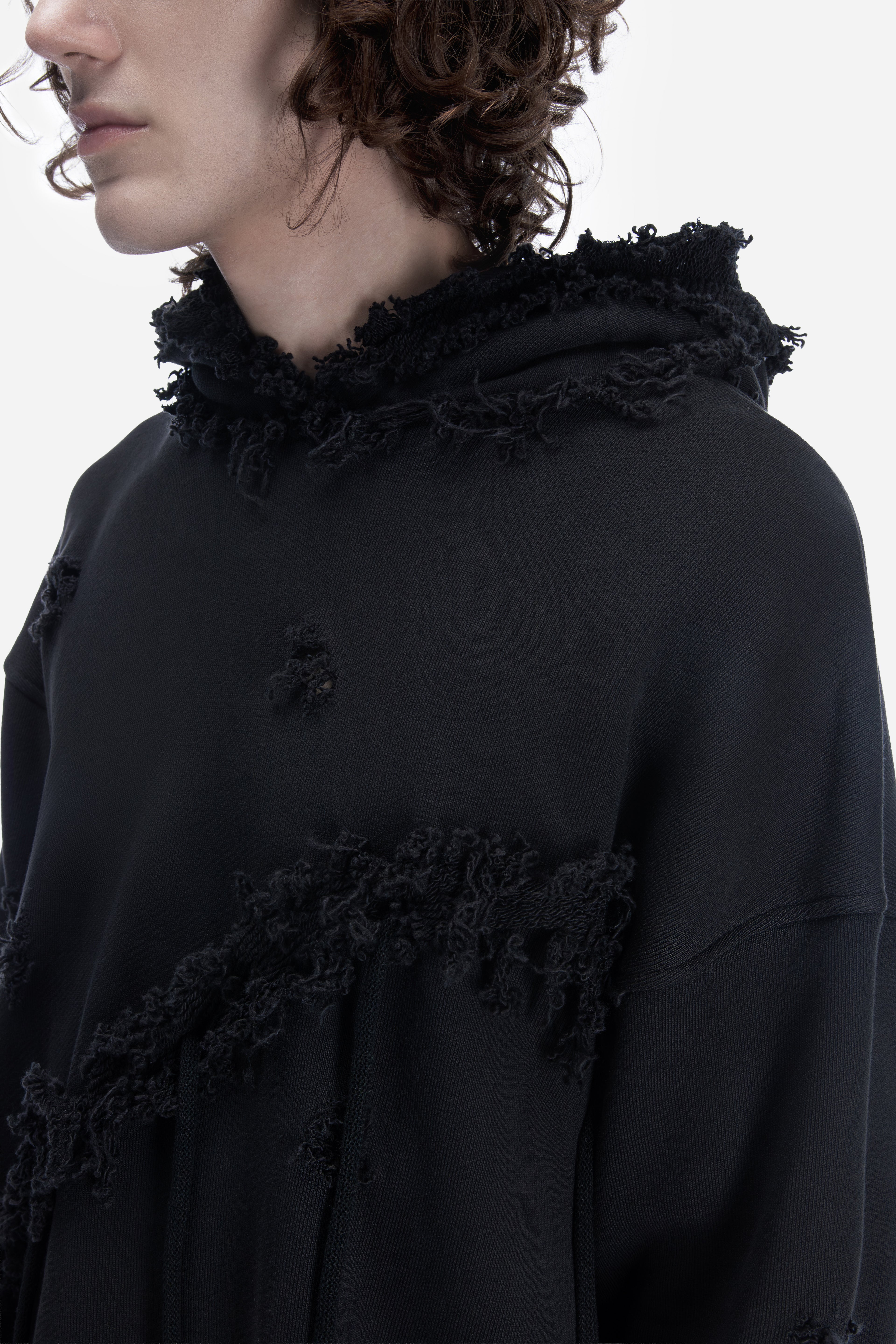 FRAY HOODIE
