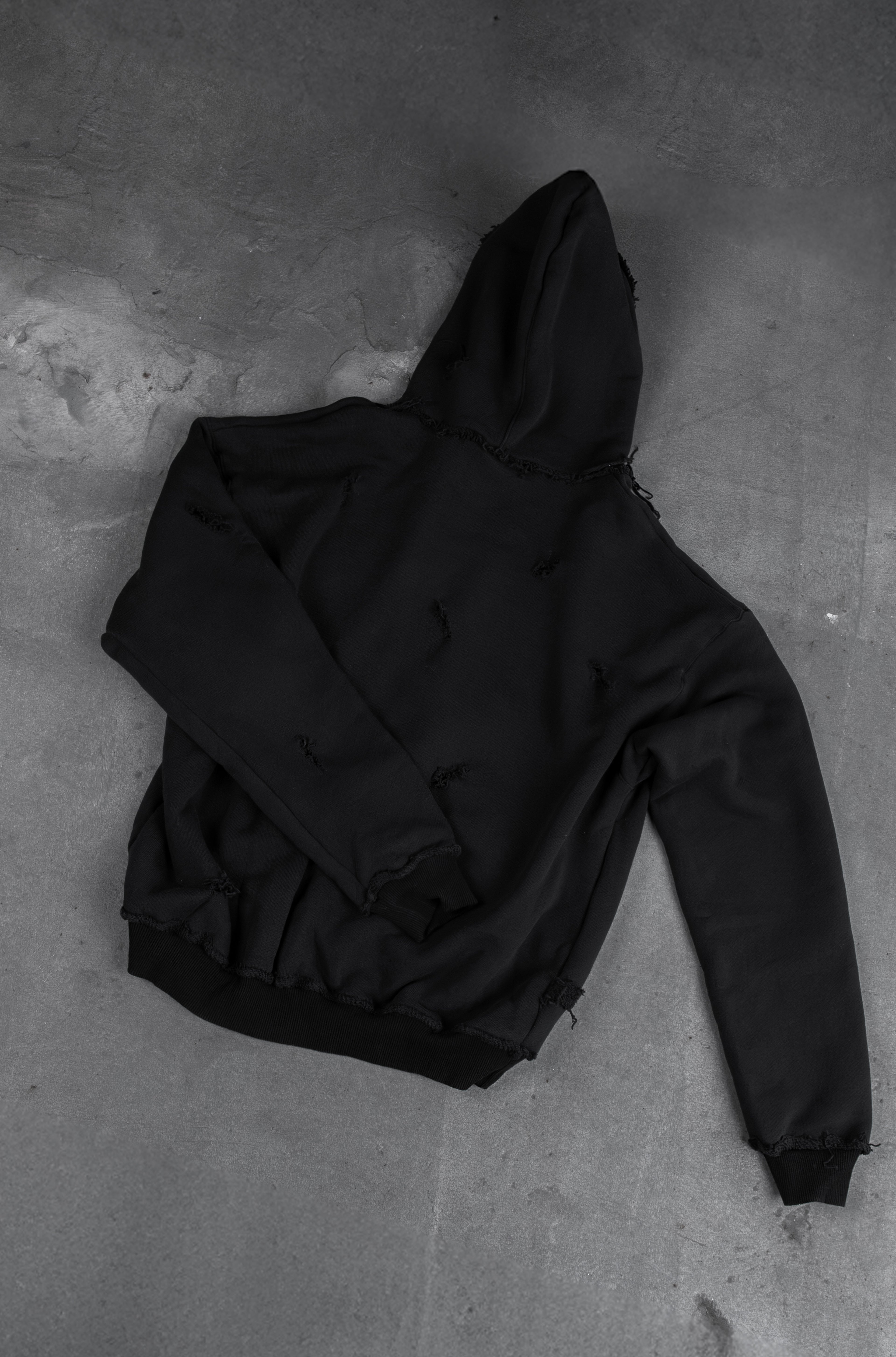 FRAY HOODIE