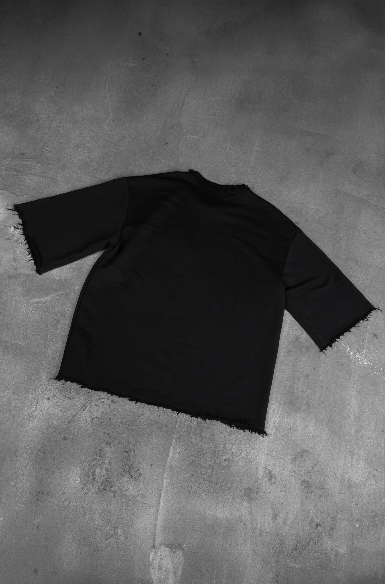 ASHES // CUT T-shirt